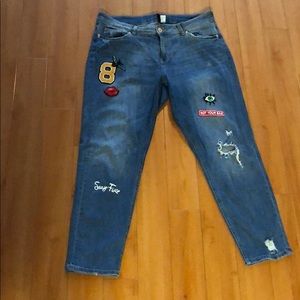 H&M Patch Grafitti Skinny Jeans - 12